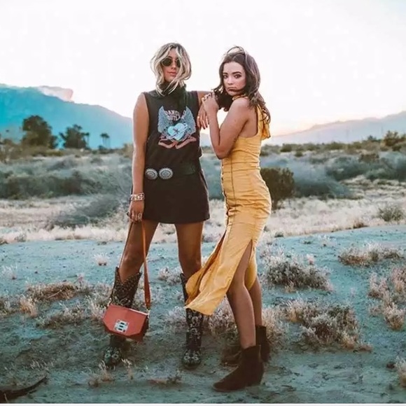 SOLD OUT Charcoal Dancing Outlaw Graphic Sleeveless Dress - Picture 3 of 7